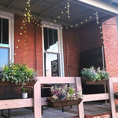 Spacious Luxury Apt In Historic Downtown - Oh Amish Country Millersburg Exterior photo